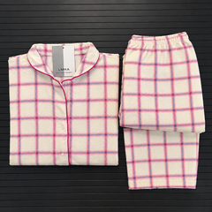 Pretty in Checks