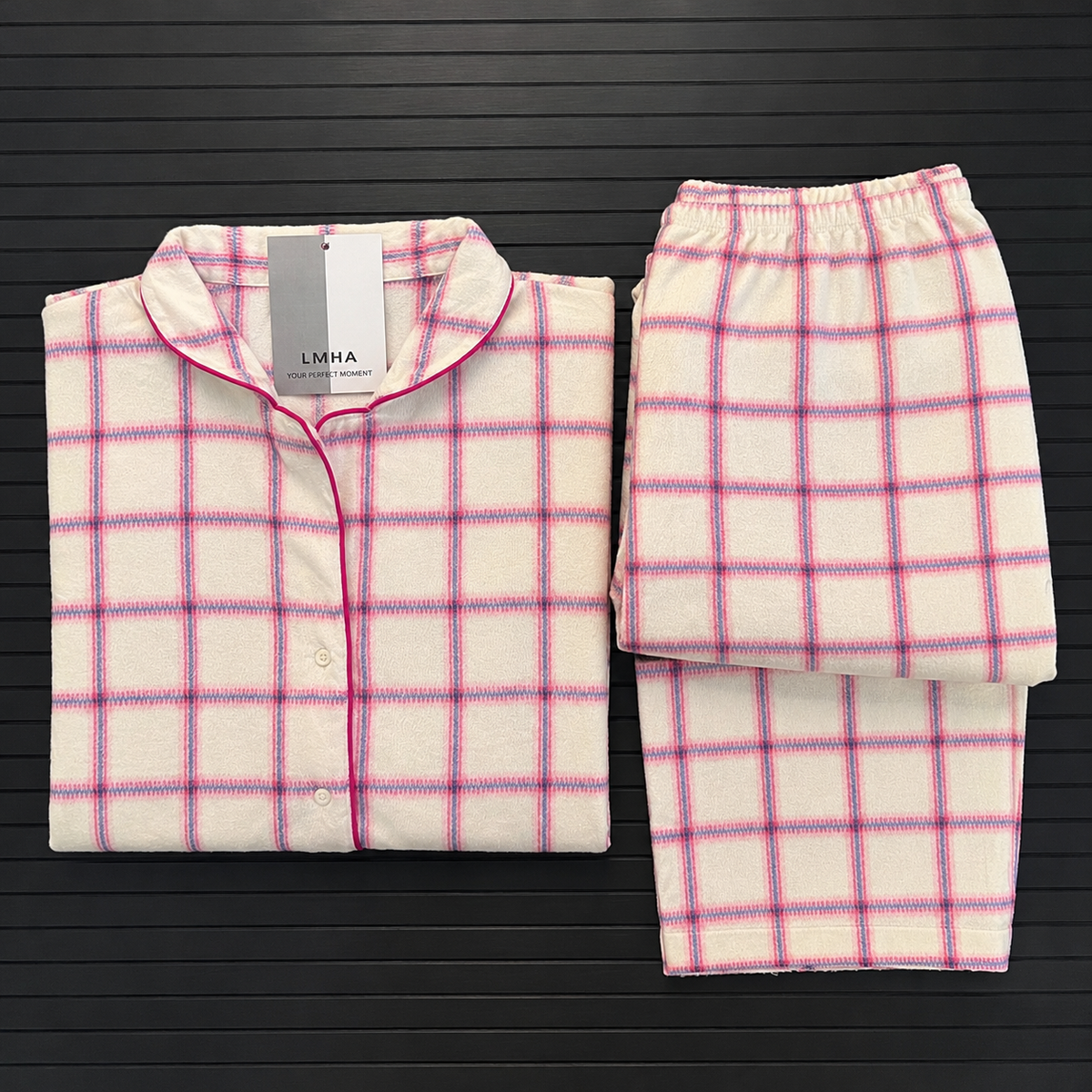 Pretty in Checks